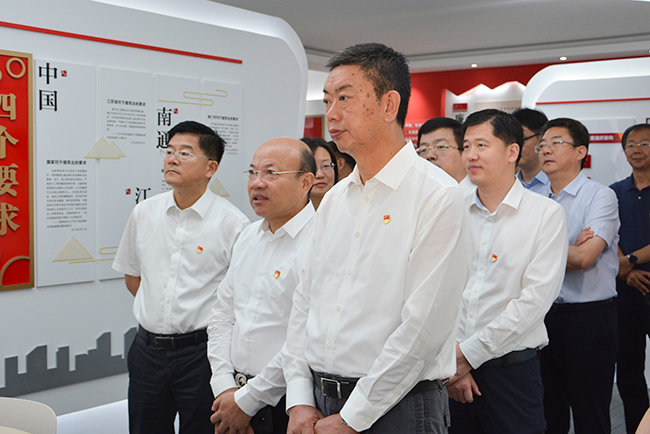 1600223299915466.jpg 是大夫工地上.jpg